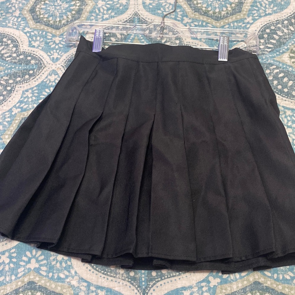 Black schoolgirl mini skort!